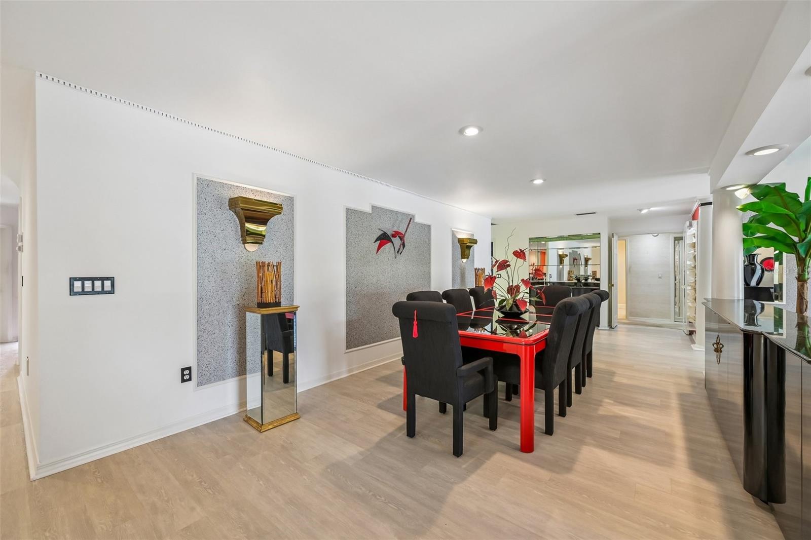 3646 GLENEAGLE DR #10B