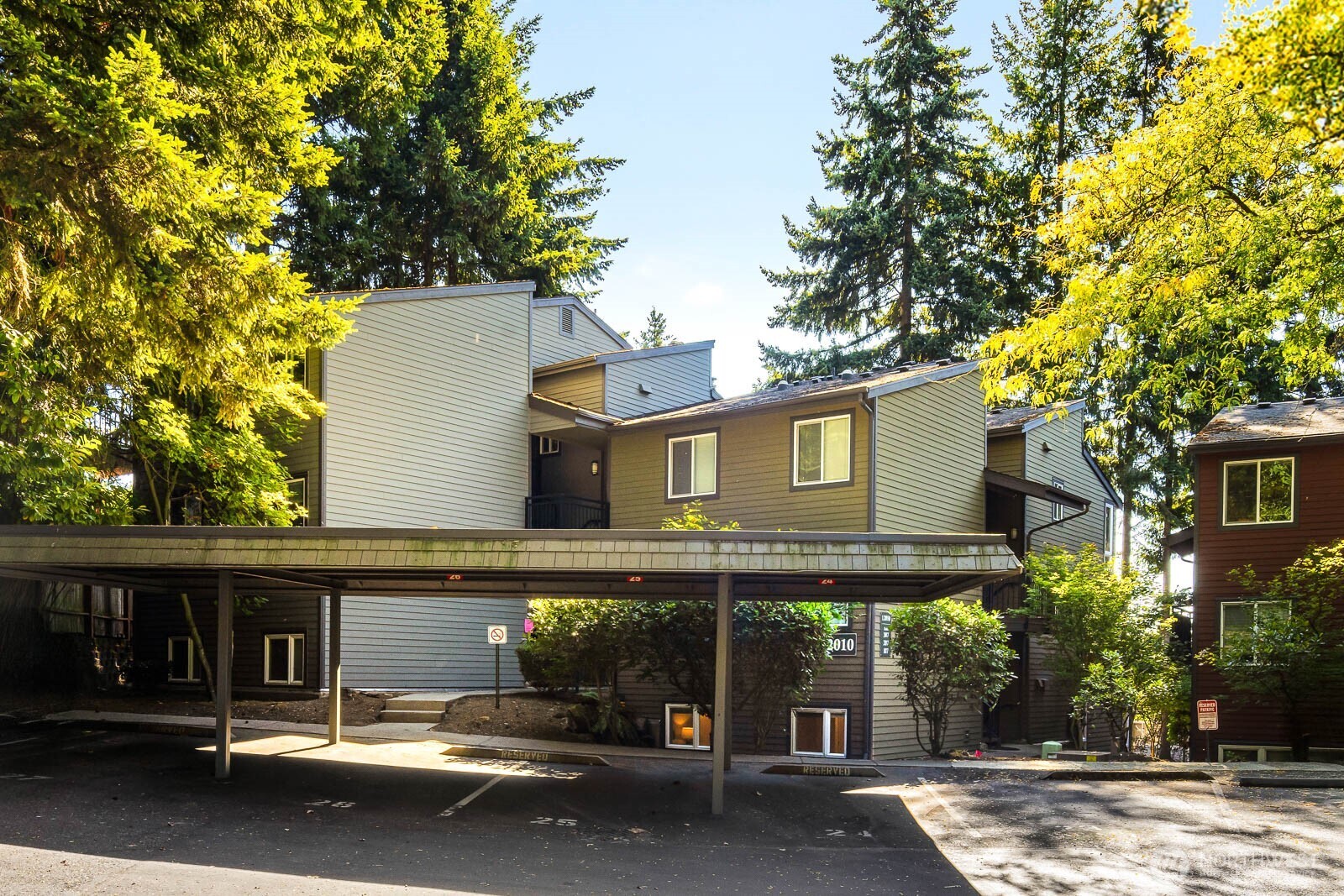 12010 98th Avenue NE Unit: 107