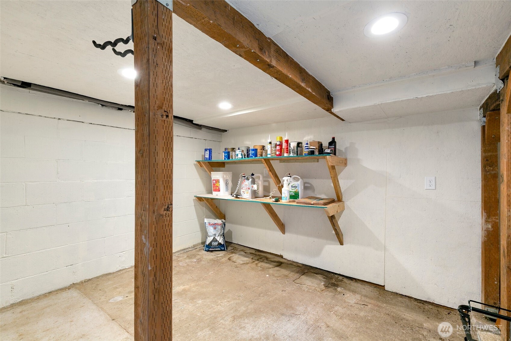 13761 30th Avenue NE