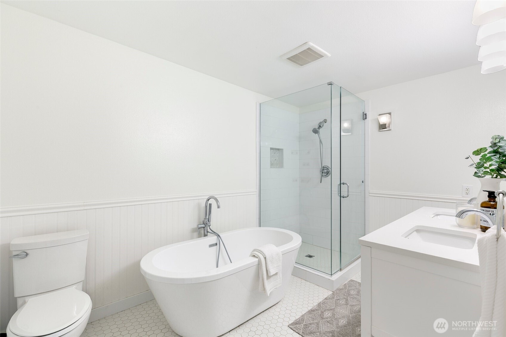 13761 30th Avenue NE