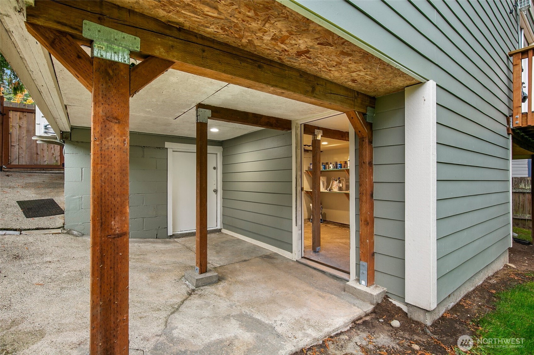 13761 30th Avenue NE