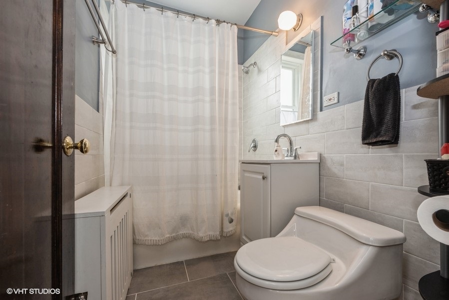 1221 Hull Terrace Unit: 3D