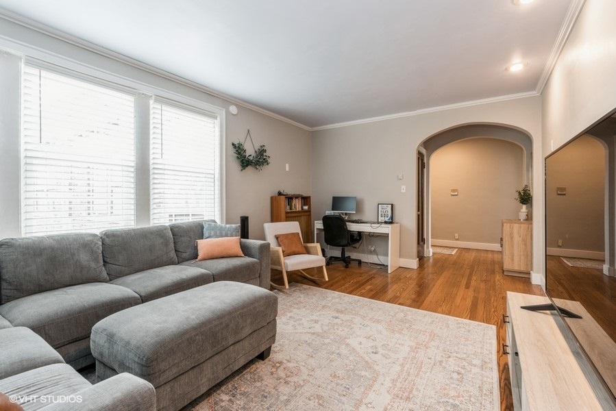 1221 Hull Terrace Unit: 3D