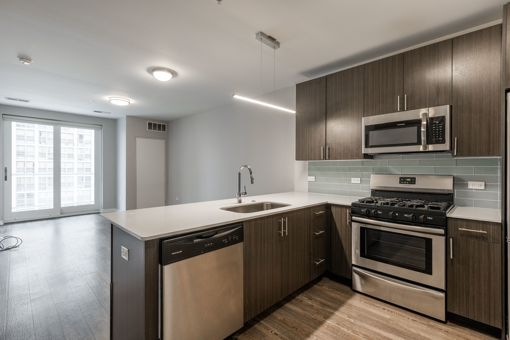 1552 N North Park Avenue Unit: 410