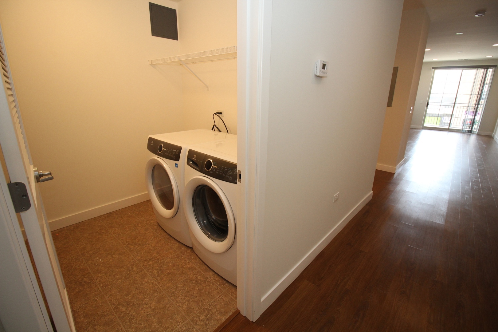 4447 N Kedzie Avenue Unit: 404
