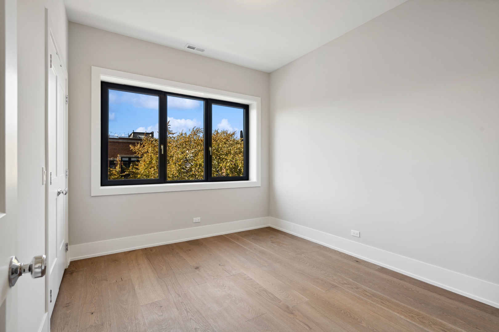 3651 N Damen Avenue Unit: 3