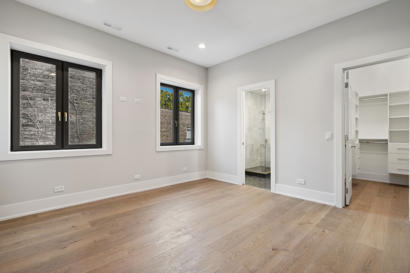 3651 N Damen Avenue Unit: 3