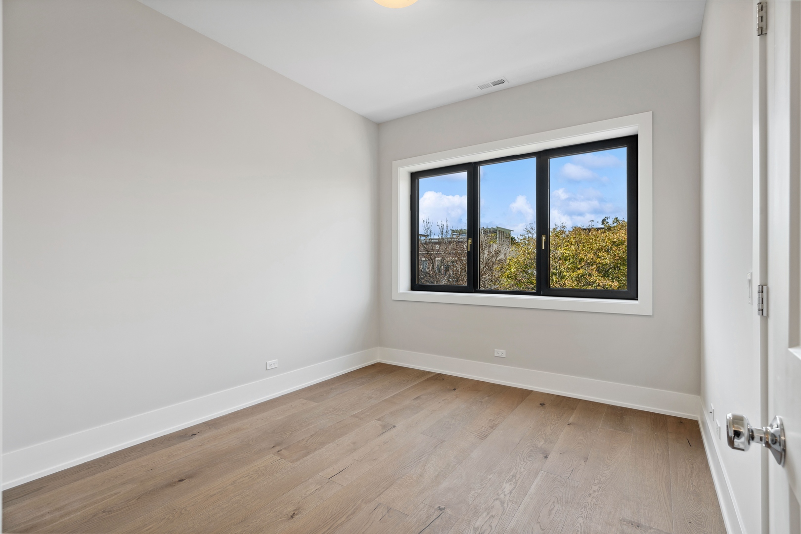 3651 N Damen Avenue Unit: 3