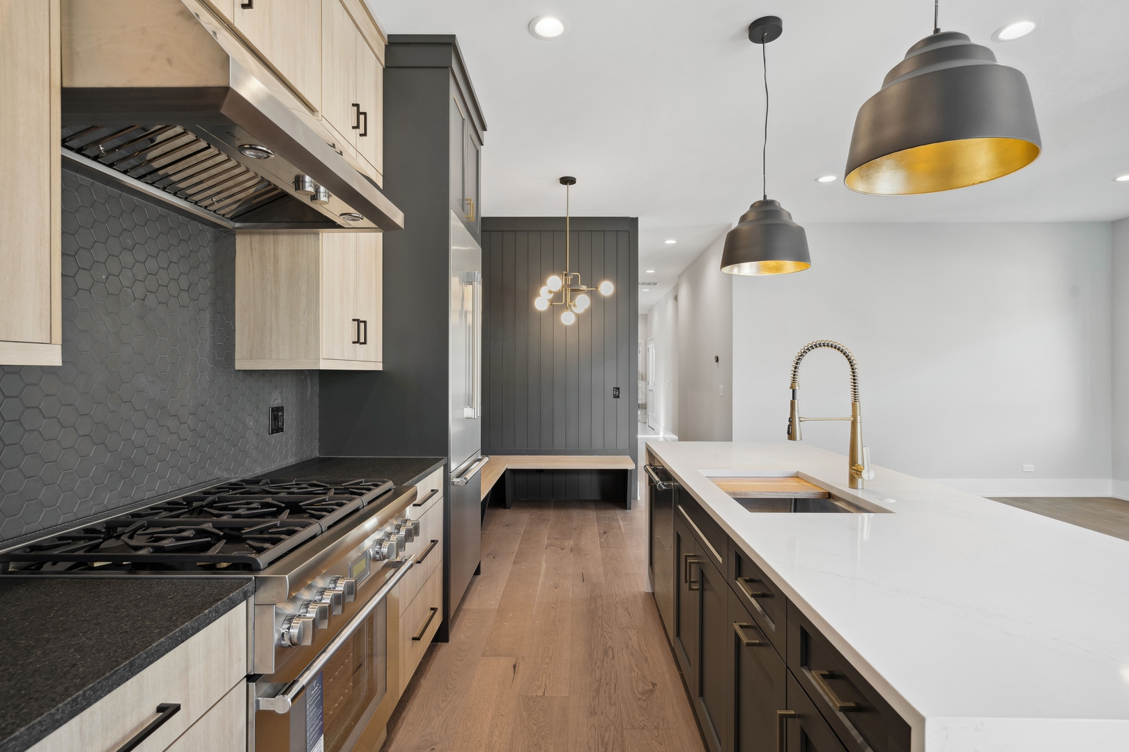 3651 N Damen Avenue Unit: 3