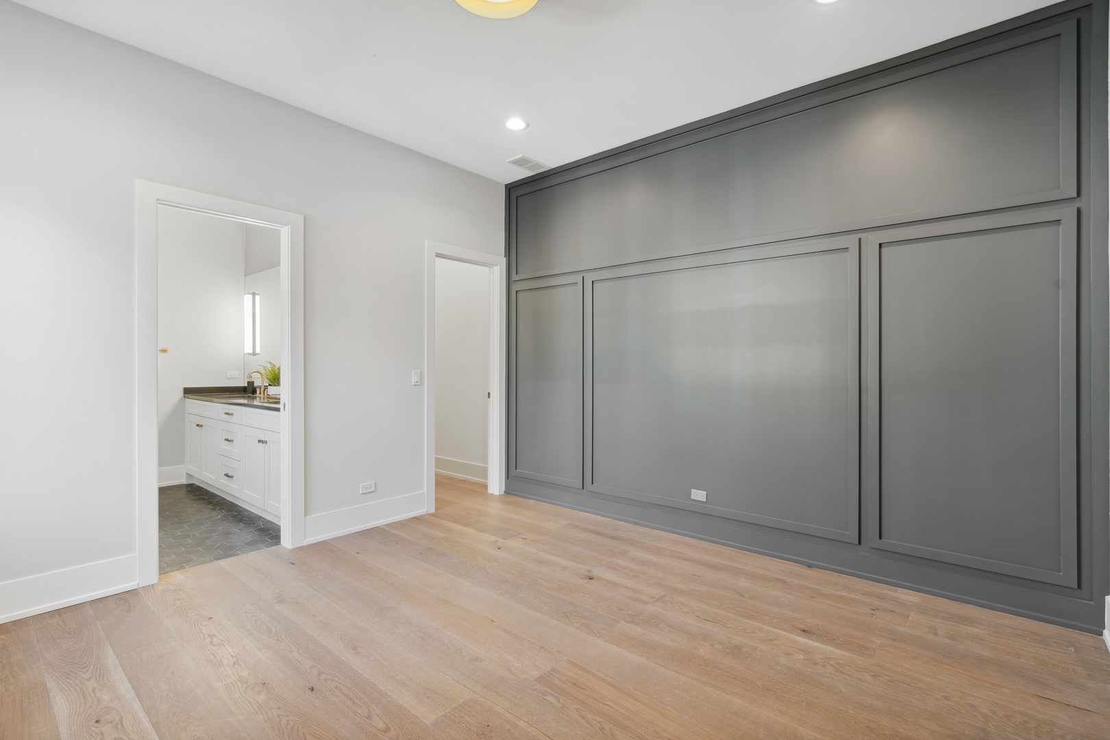 3651 N Damen Avenue Unit: 3