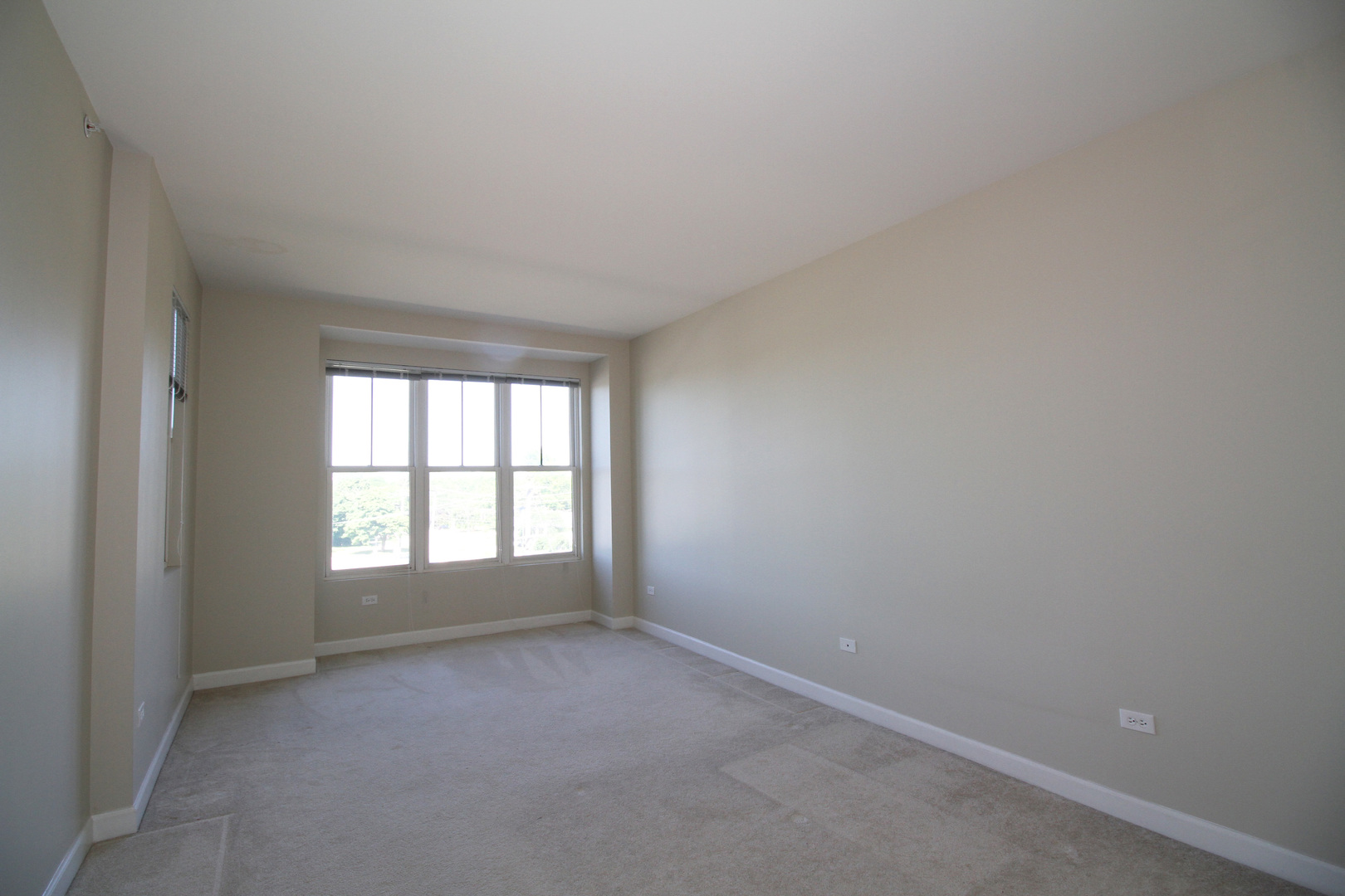 300 Anthony Avenue Unit: 410