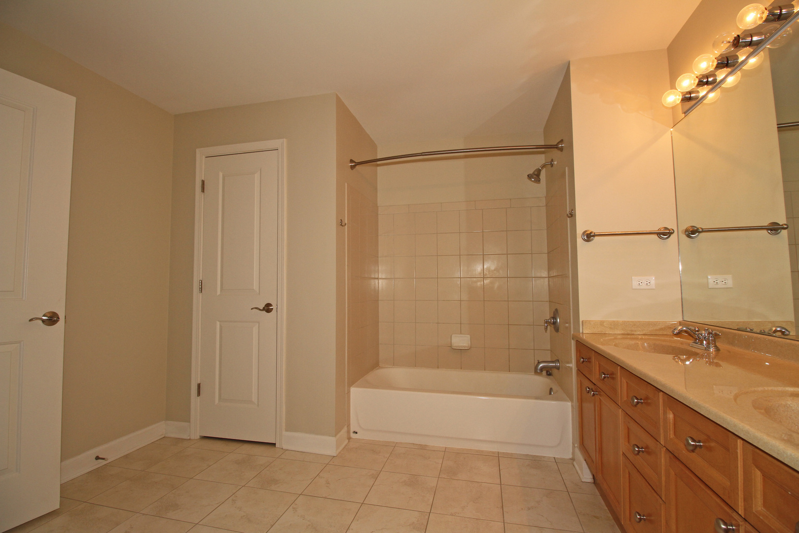 300 Anthony Avenue Unit: 410