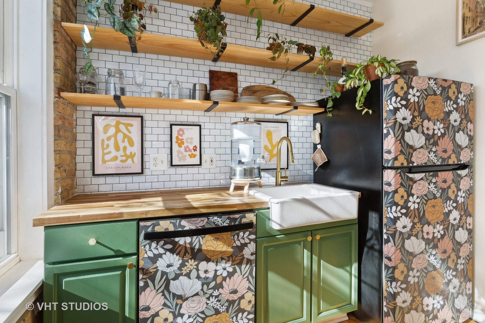 7300 N Wolcott Avenue Unit: 301