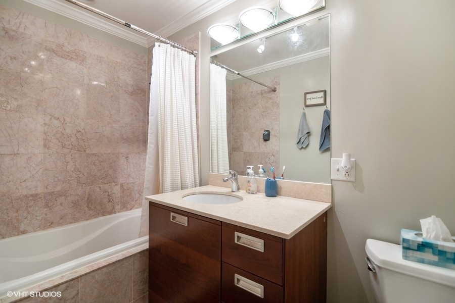 1903 N Humboldt Boulevard Unit: G