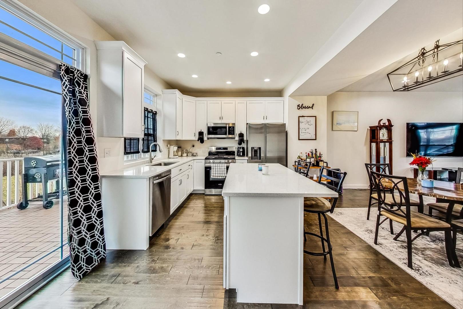 17884 Oak Park Avenue