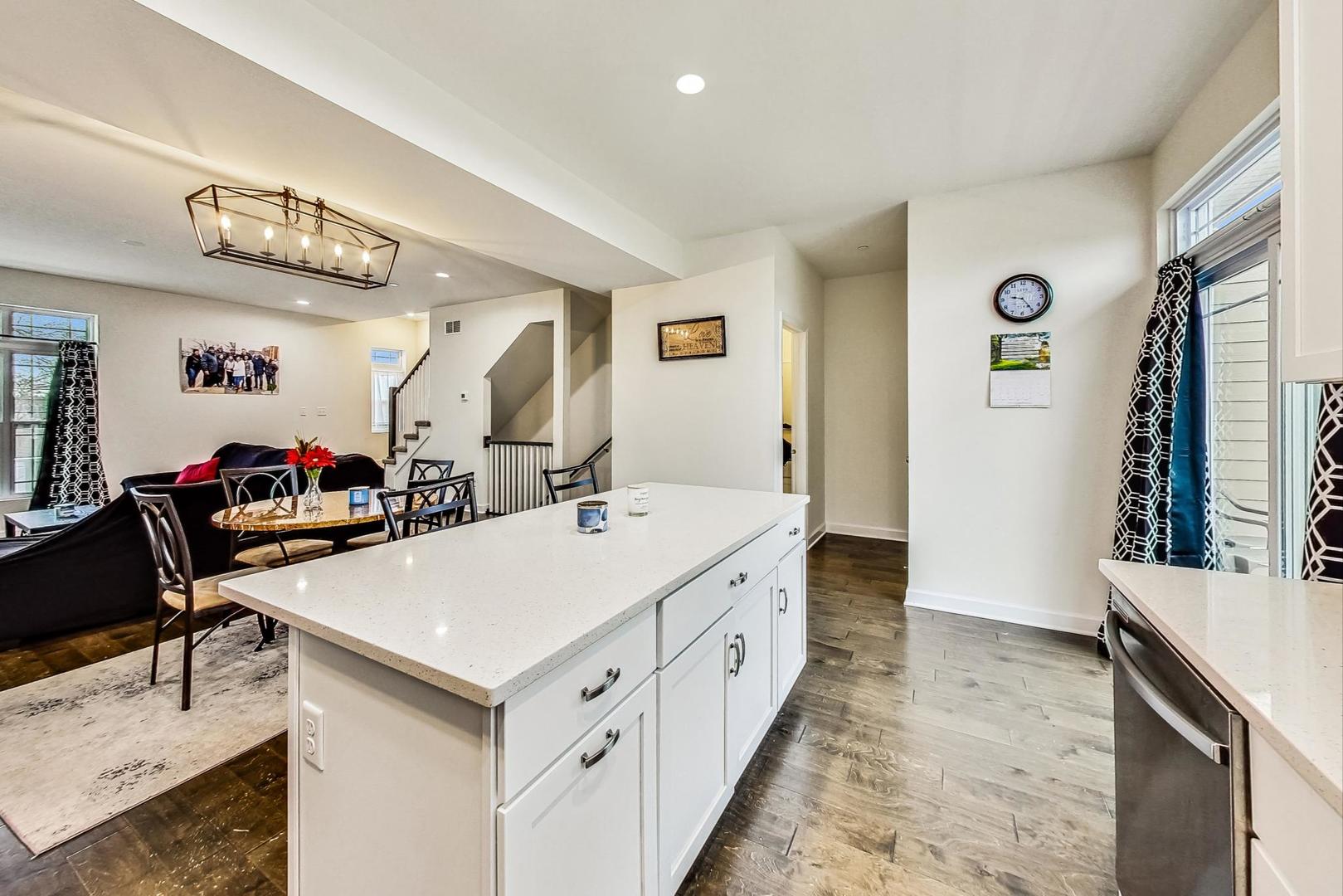 17884 Oak Park Avenue