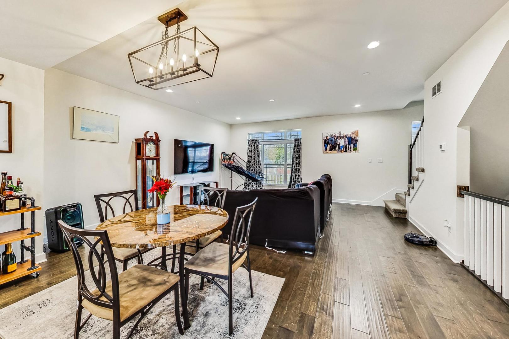 17884 Oak Park Avenue