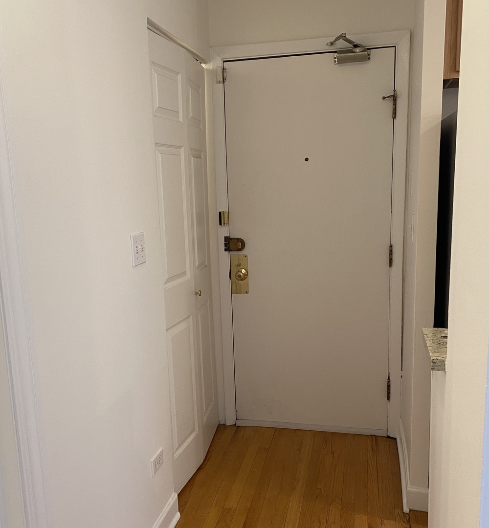900 W Fullerton Avenue Unit: 5F
