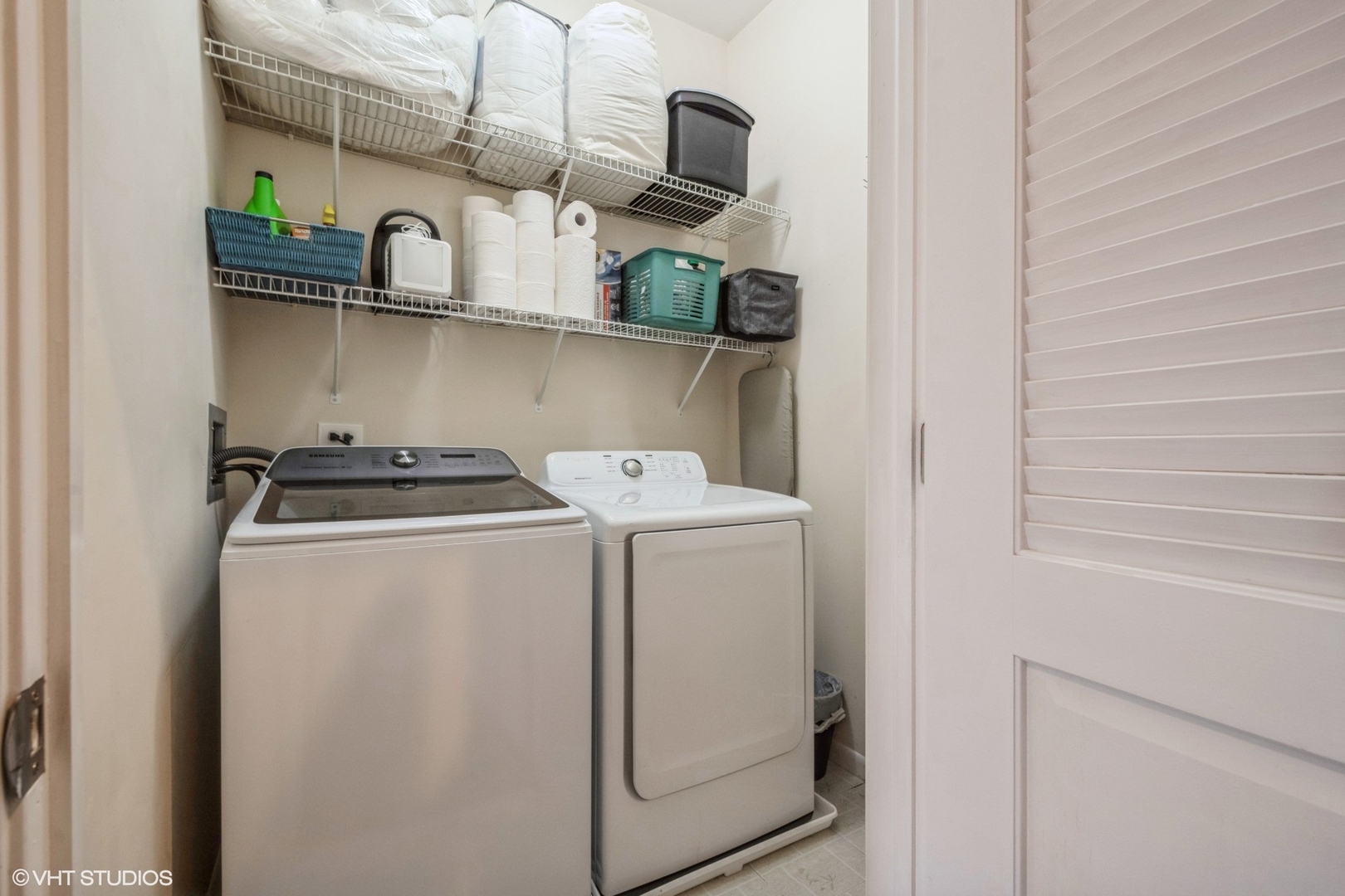 4913 N Lincoln Avenue Unit: 3