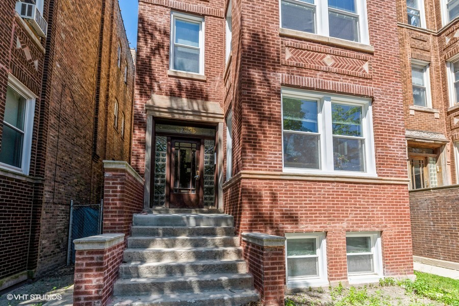 2626 N Ridgeway Avenue Unit: GRD