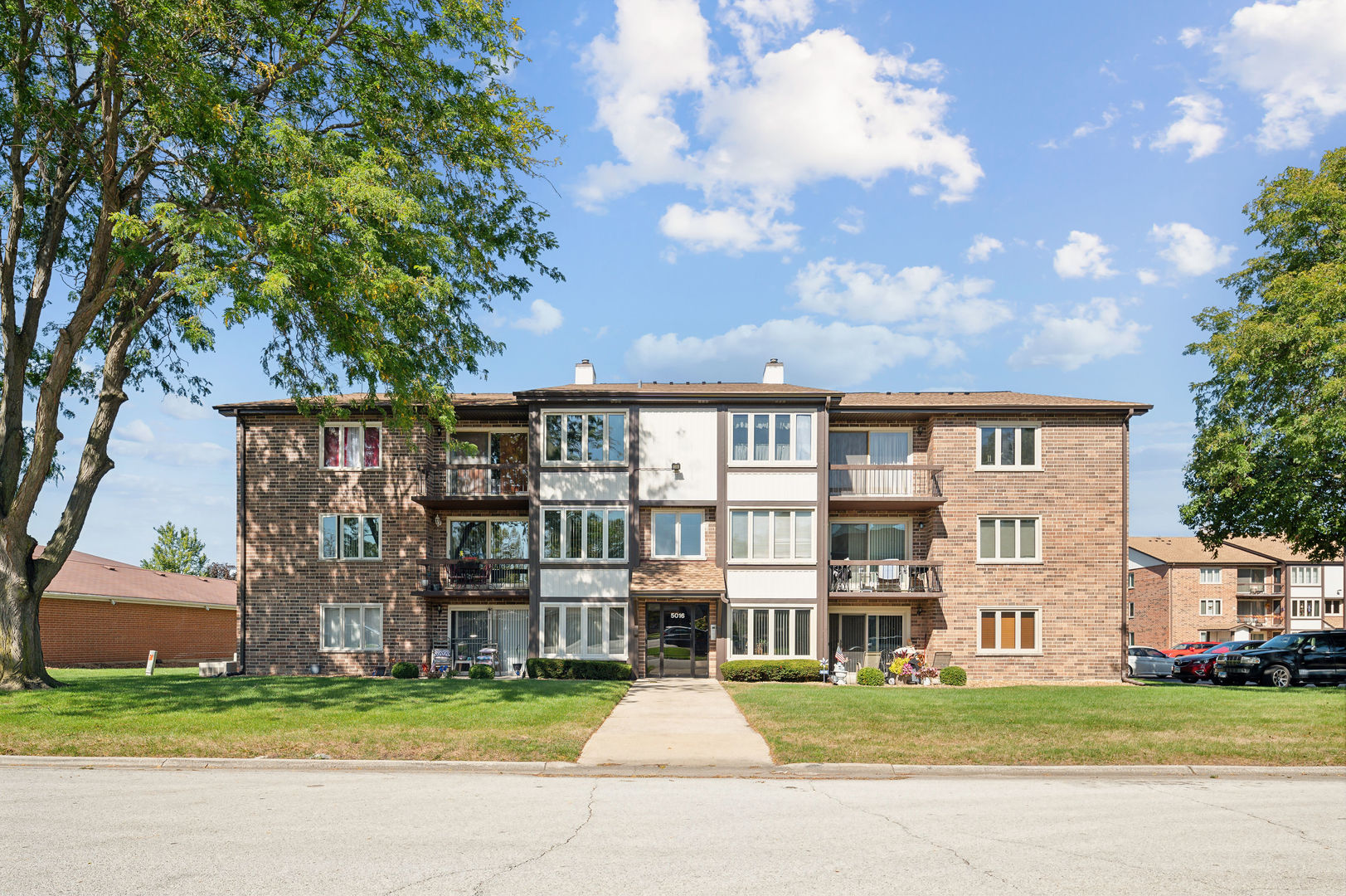 5016 Circle Court Unit: 1107