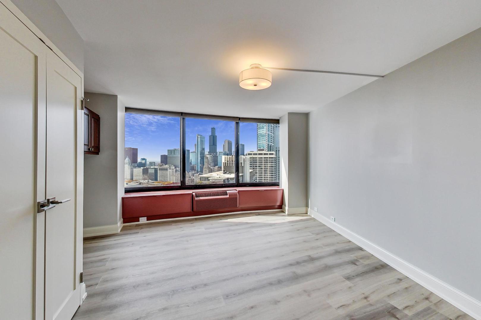 155 N HARBOR Drive Unit: 4003