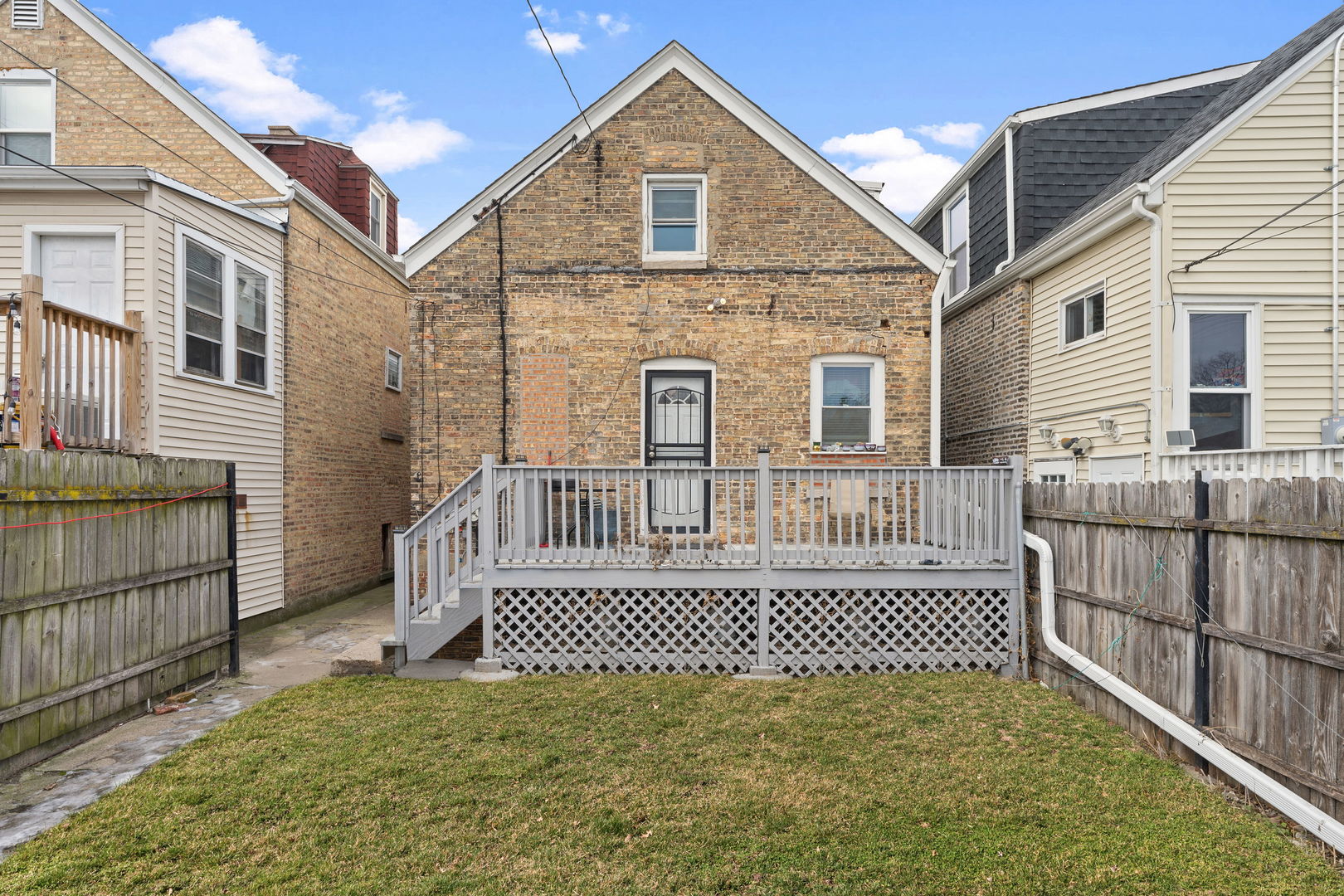 1717 N Ridgeway Avenue