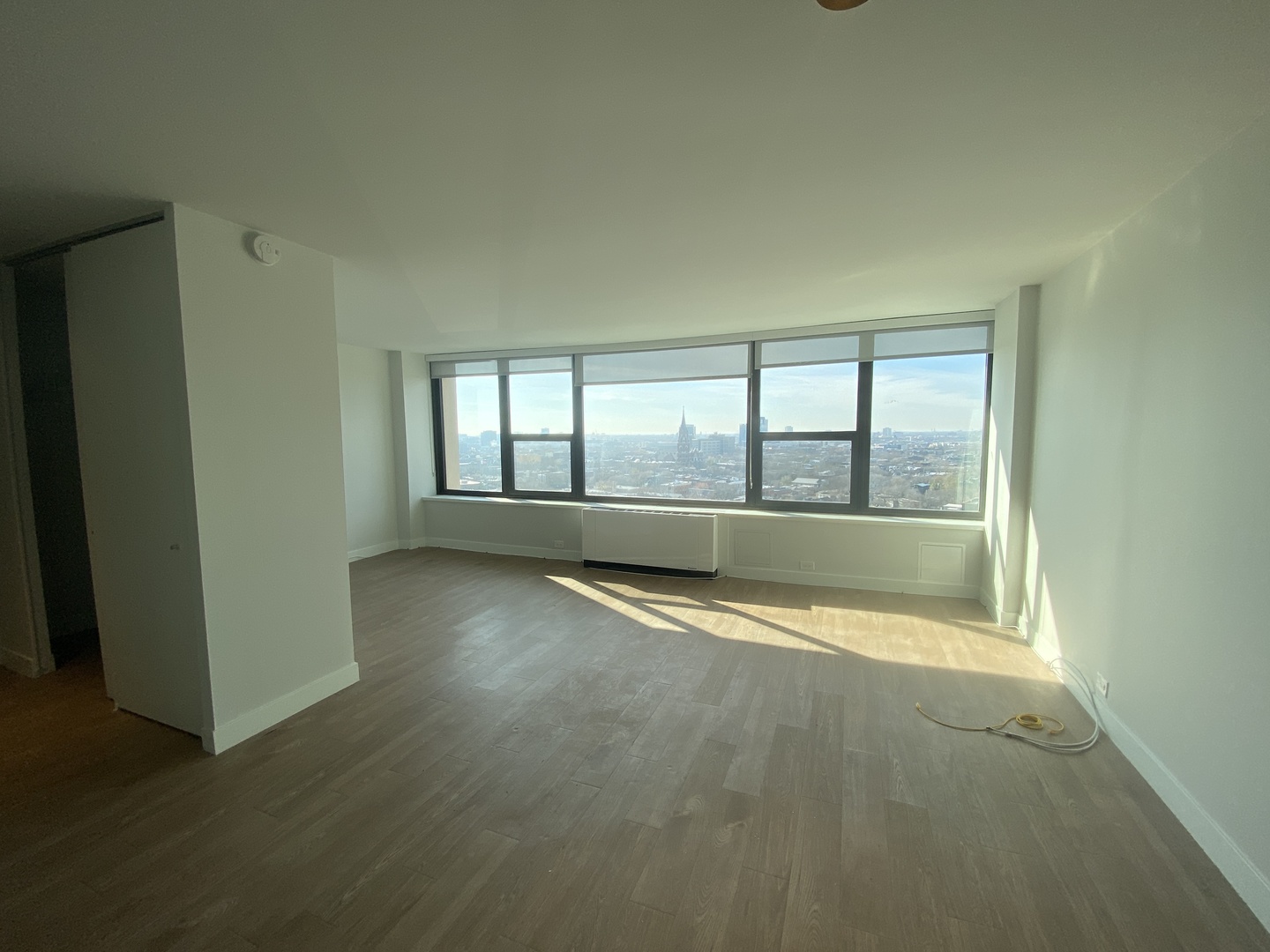 1850 N Clark Street Unit: 1910