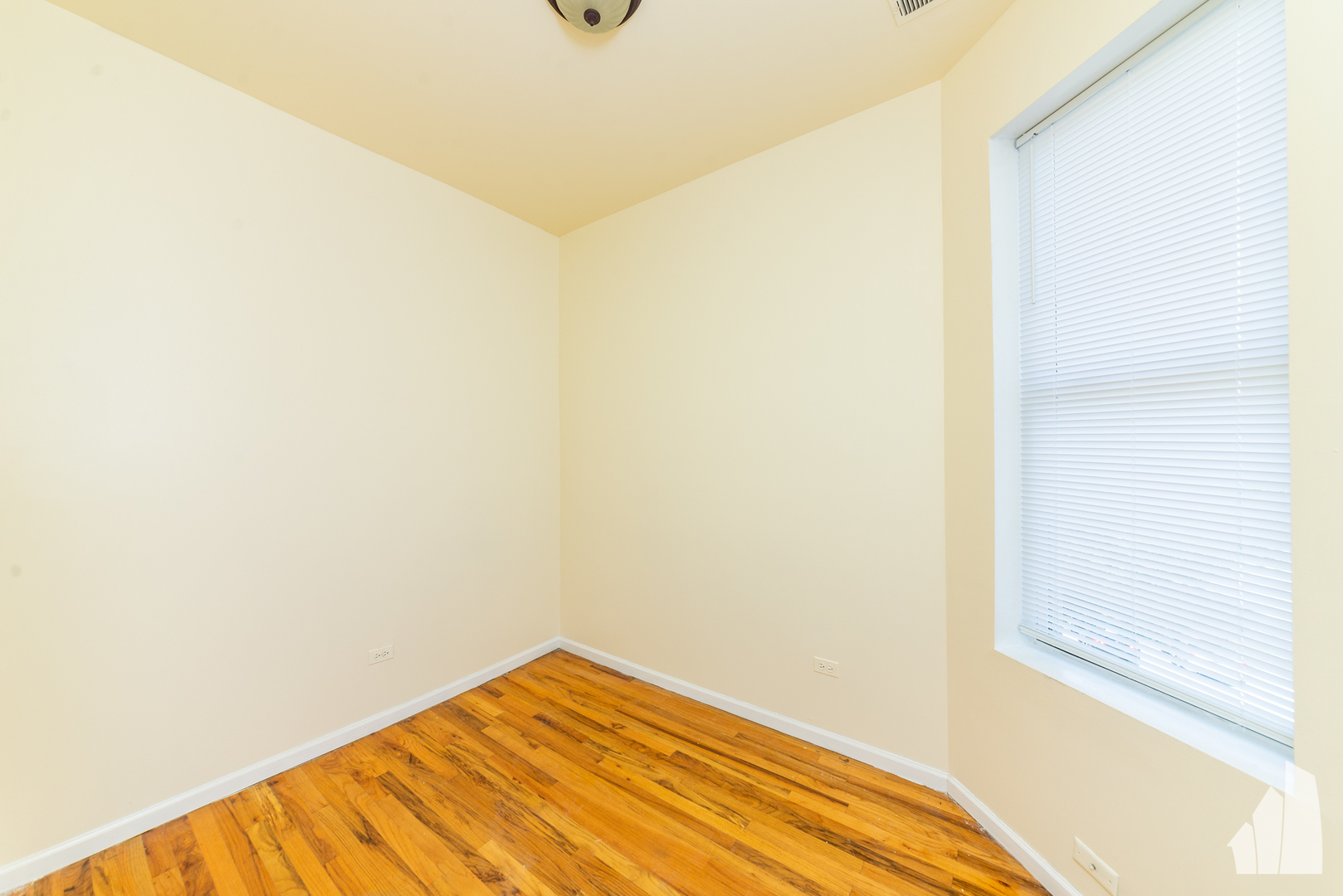 2910 S WENTWORTH Avenue Unit: 3F