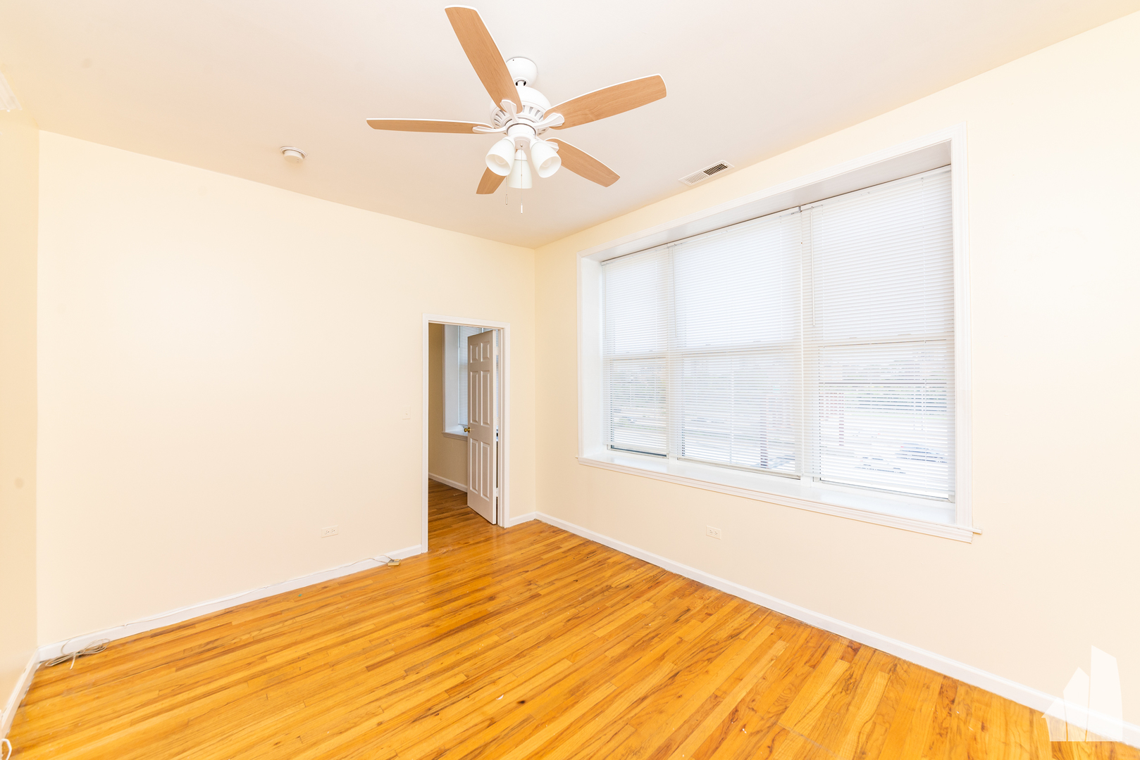 2910 S WENTWORTH Avenue Unit: 3F