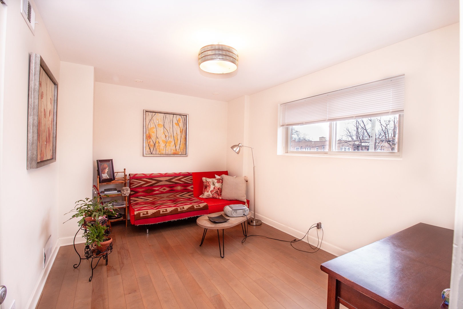 6959 N Ridge Boulevard Unit: 2E