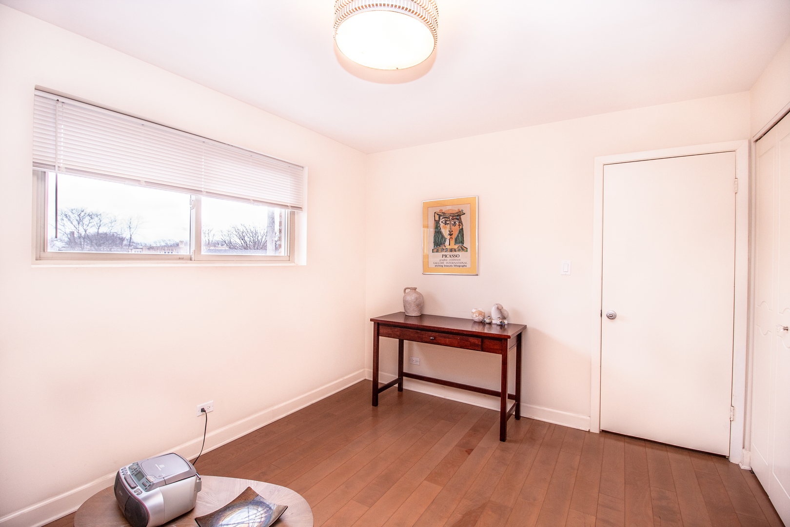 6959 N Ridge Boulevard Unit: 2E