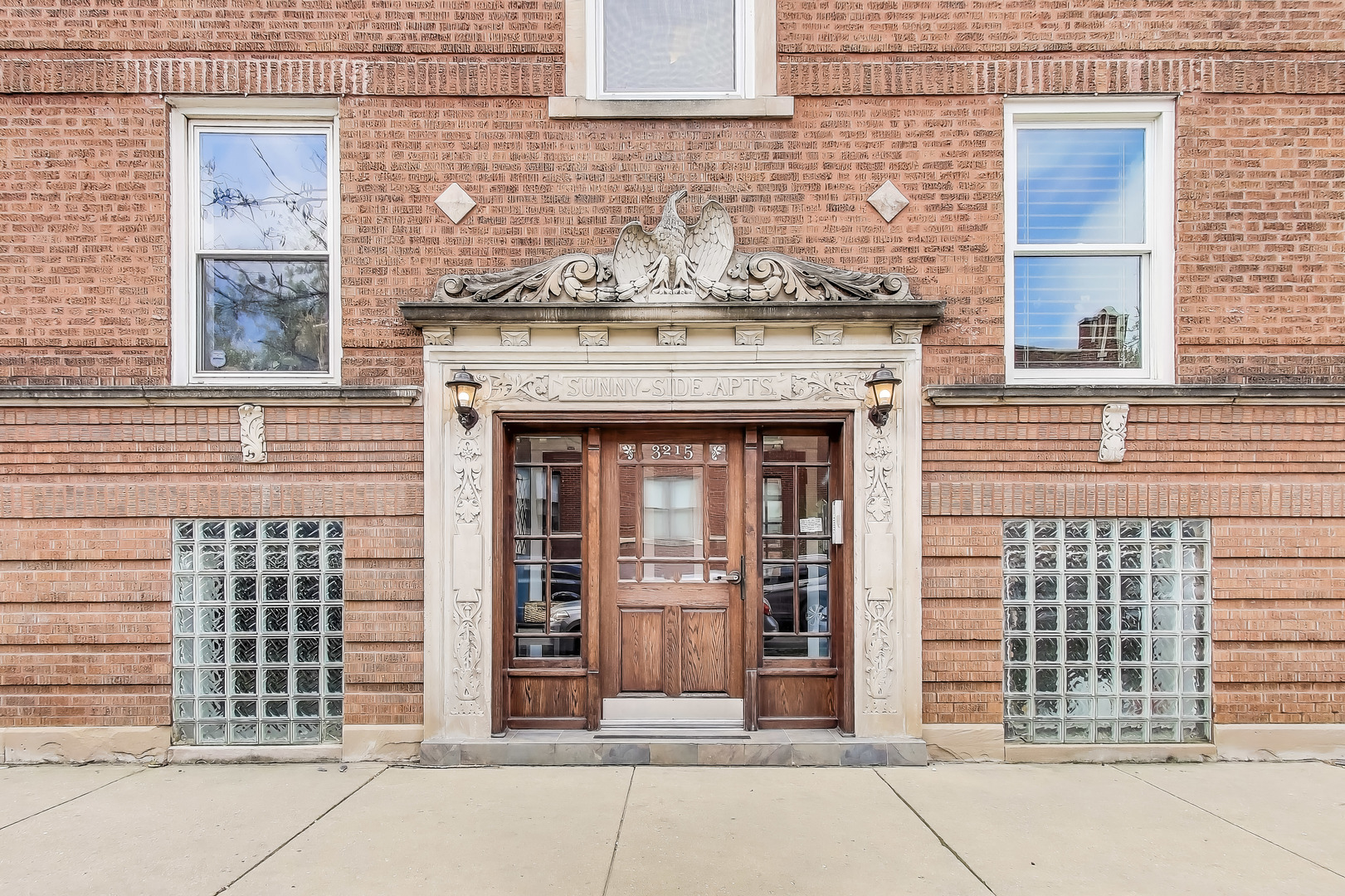 3215 W Sunnyside Avenue Unit: 2-A