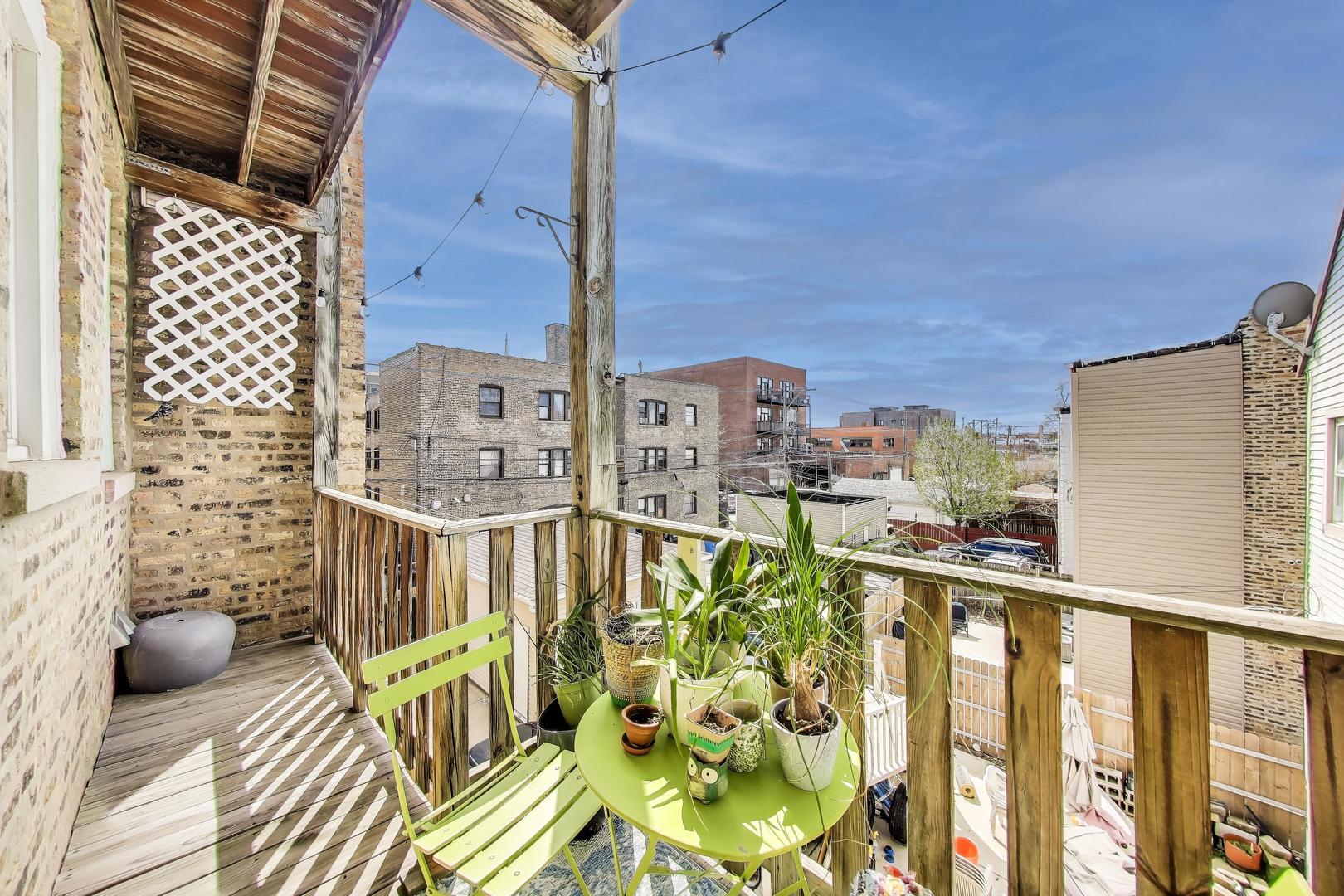 3215 W Sunnyside Avenue Unit: 2-A