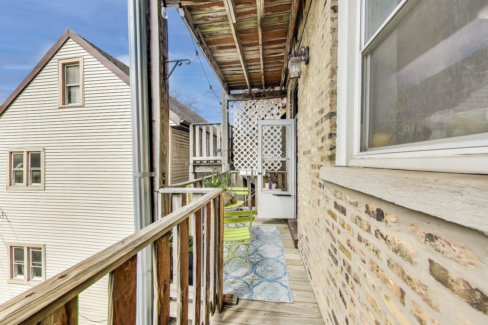 3215 W Sunnyside Avenue Unit: 2-A