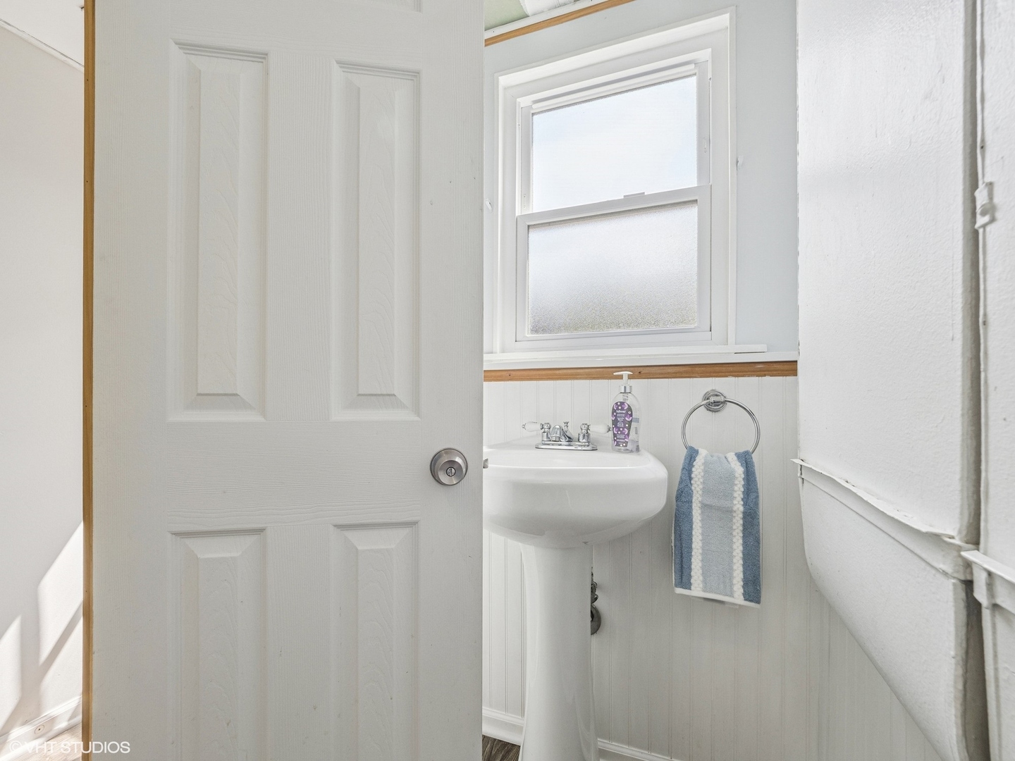 8721 Saint Louis Avenue