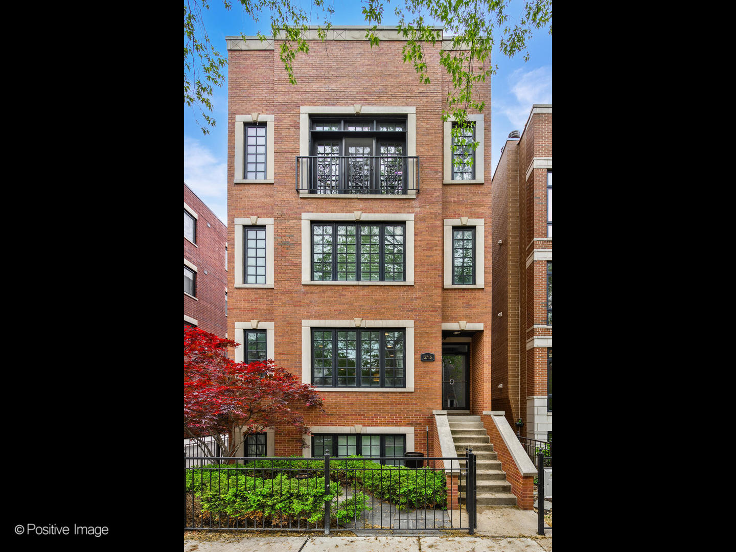 3716 N Kenmore Avenue Unit: 1