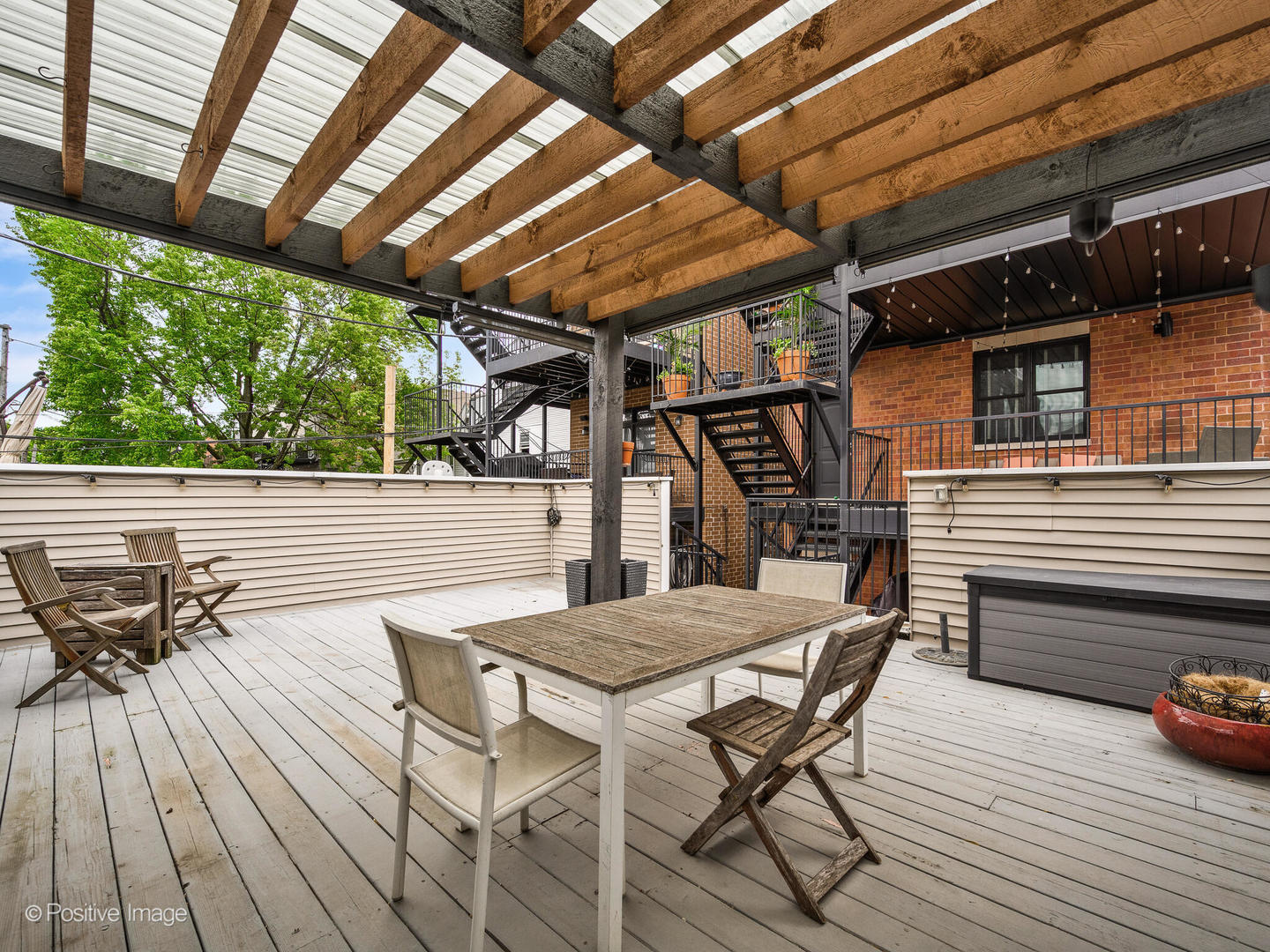 3716 N Kenmore Avenue Unit: 1