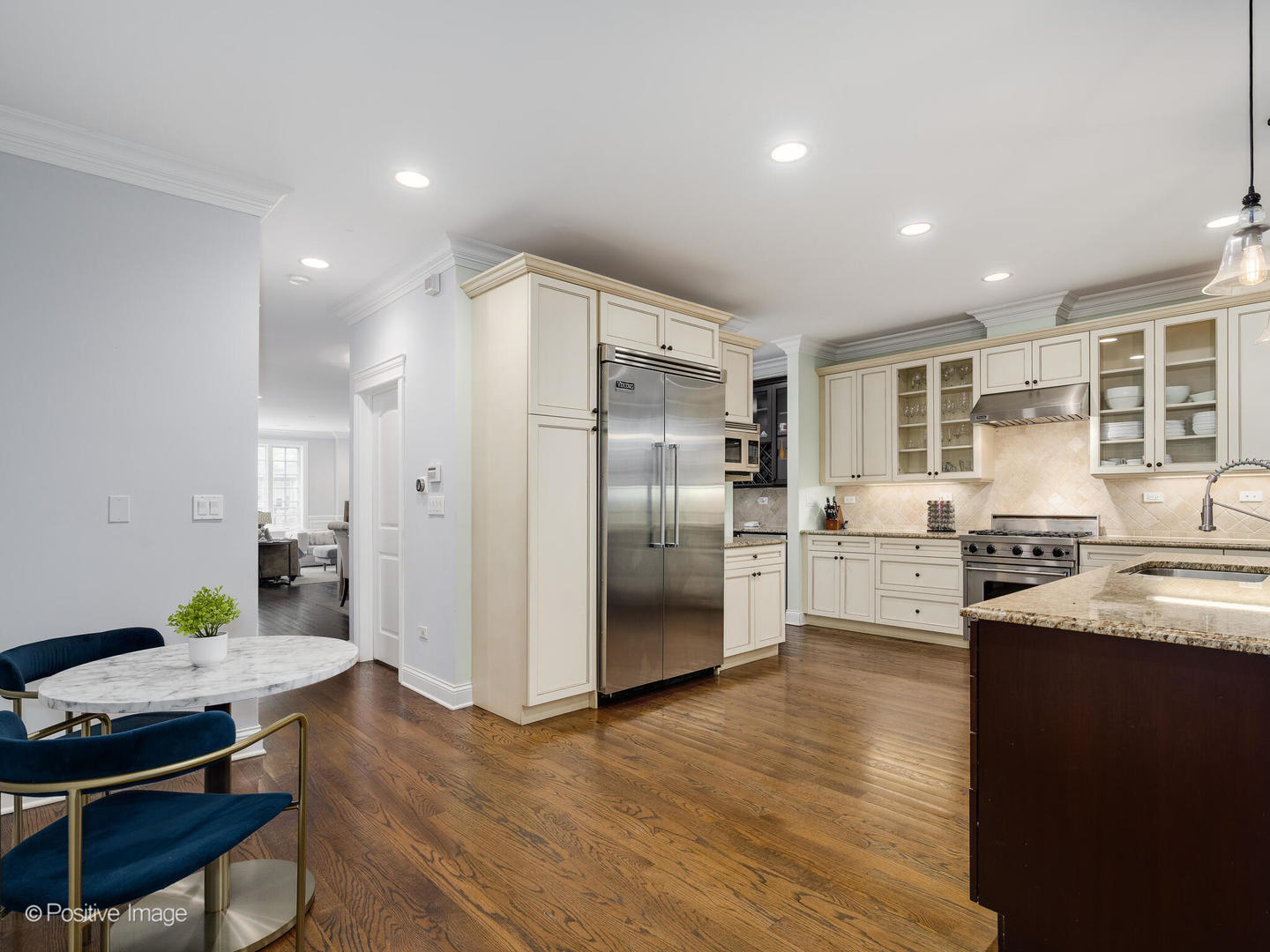 3716 N Kenmore Avenue Unit: 1