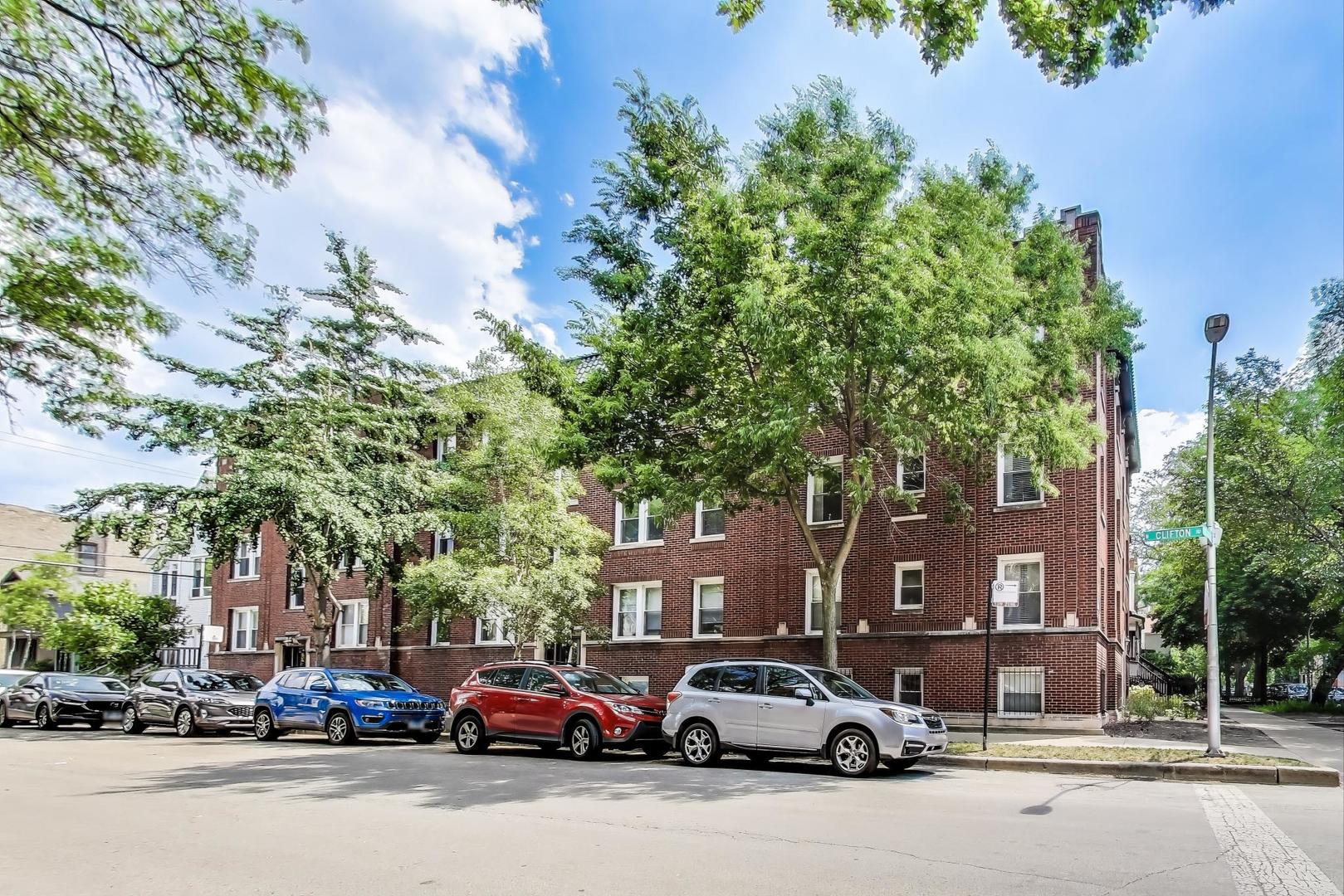 3005 N Clifton Avenue Unit: 201