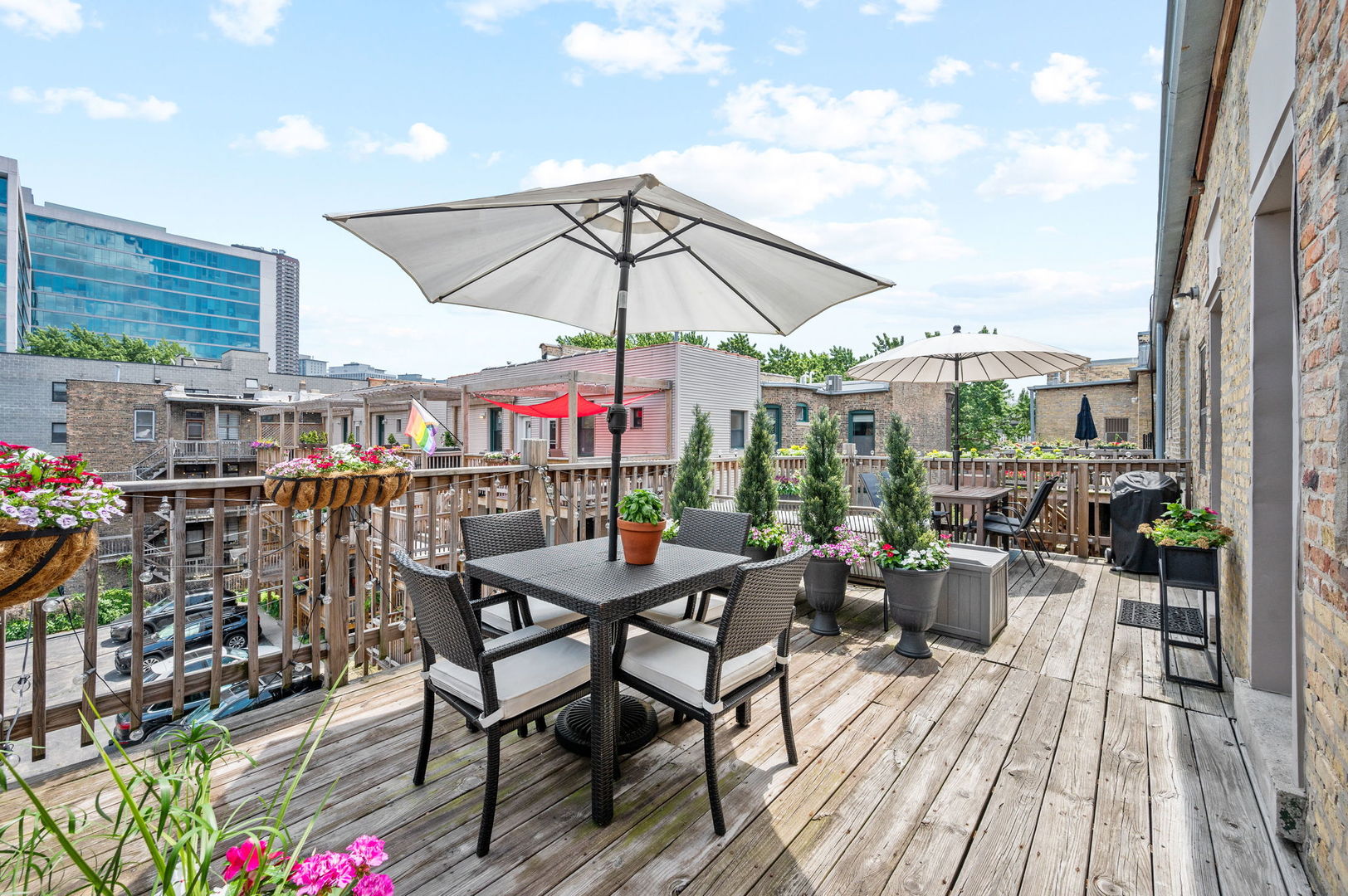 3747 N Fremont Street Unit: 3