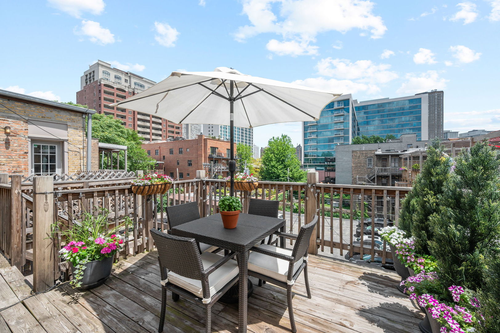 3747 N Fremont Street Unit: 3