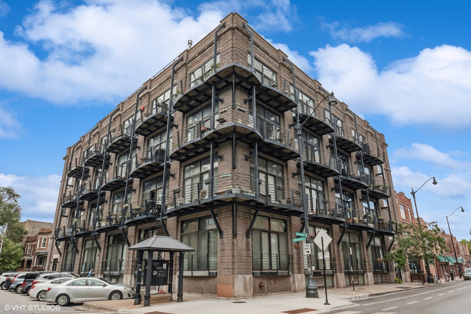 2735 W Armitage Avenue Unit: 108