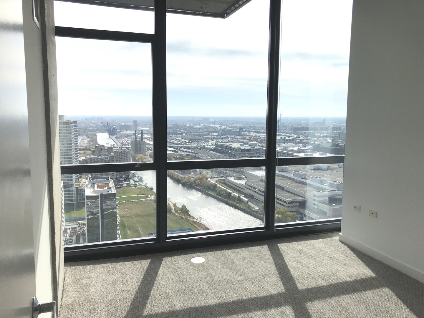 235 W Van Buren Street Unit: 3304