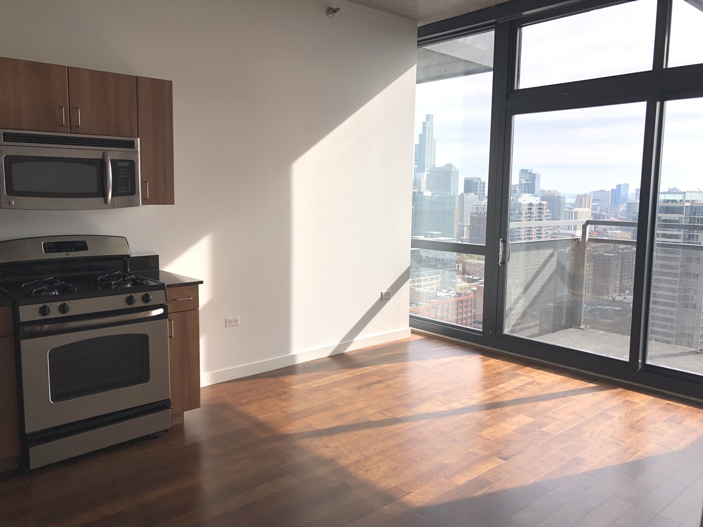 235 W Van Buren Street Unit: 3304