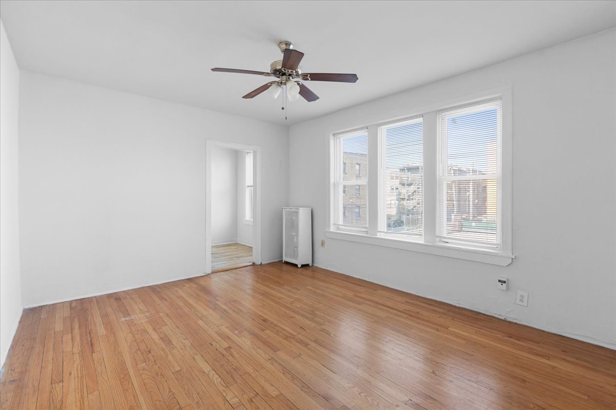 1635 W Morse Avenue Unit: 208
