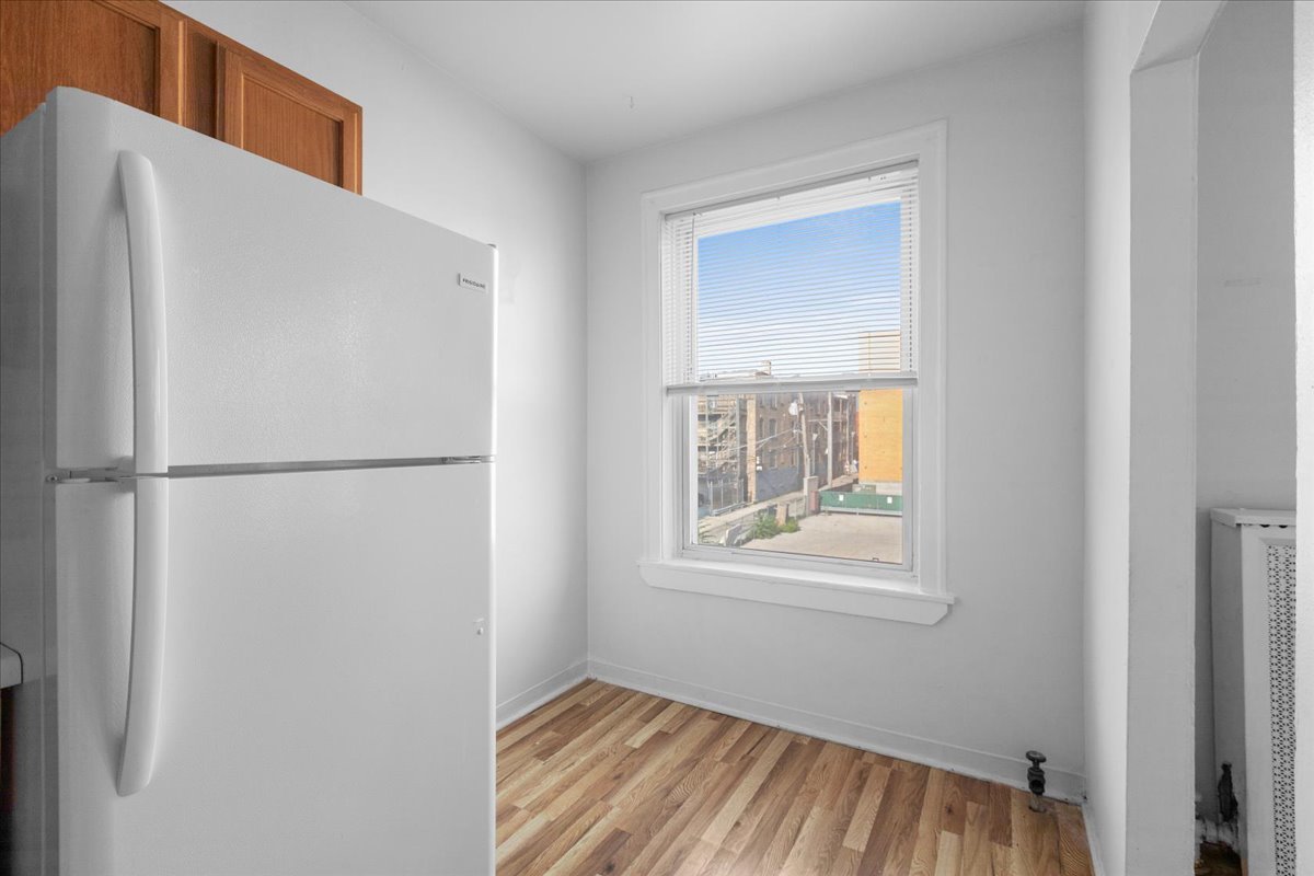 1635 W Morse Avenue Unit: 208