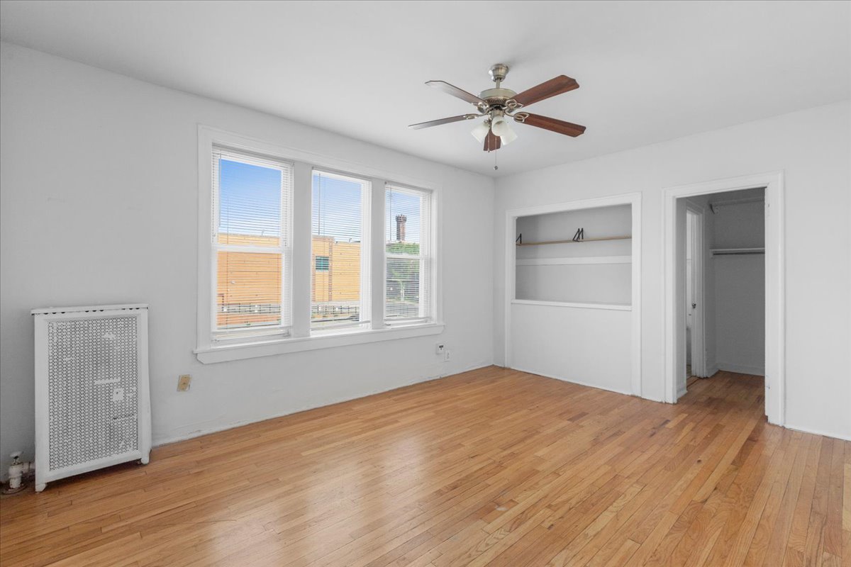 1635 W Morse Avenue Unit: 208
