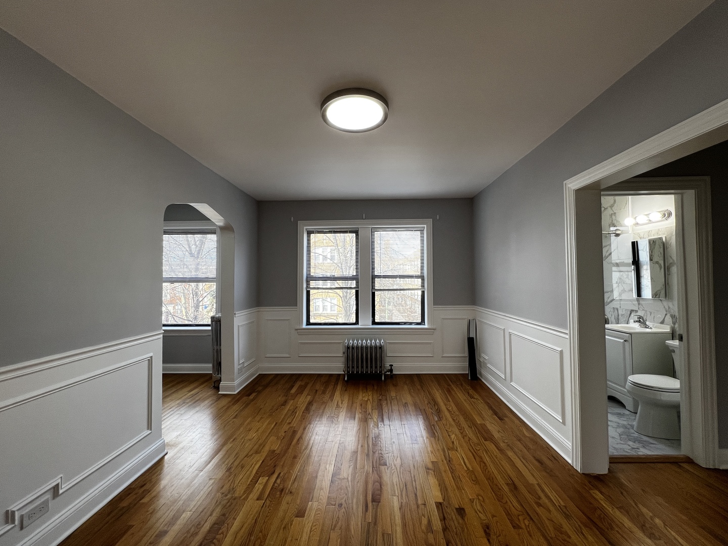 4427 N Seeley Avenue Unit: 304