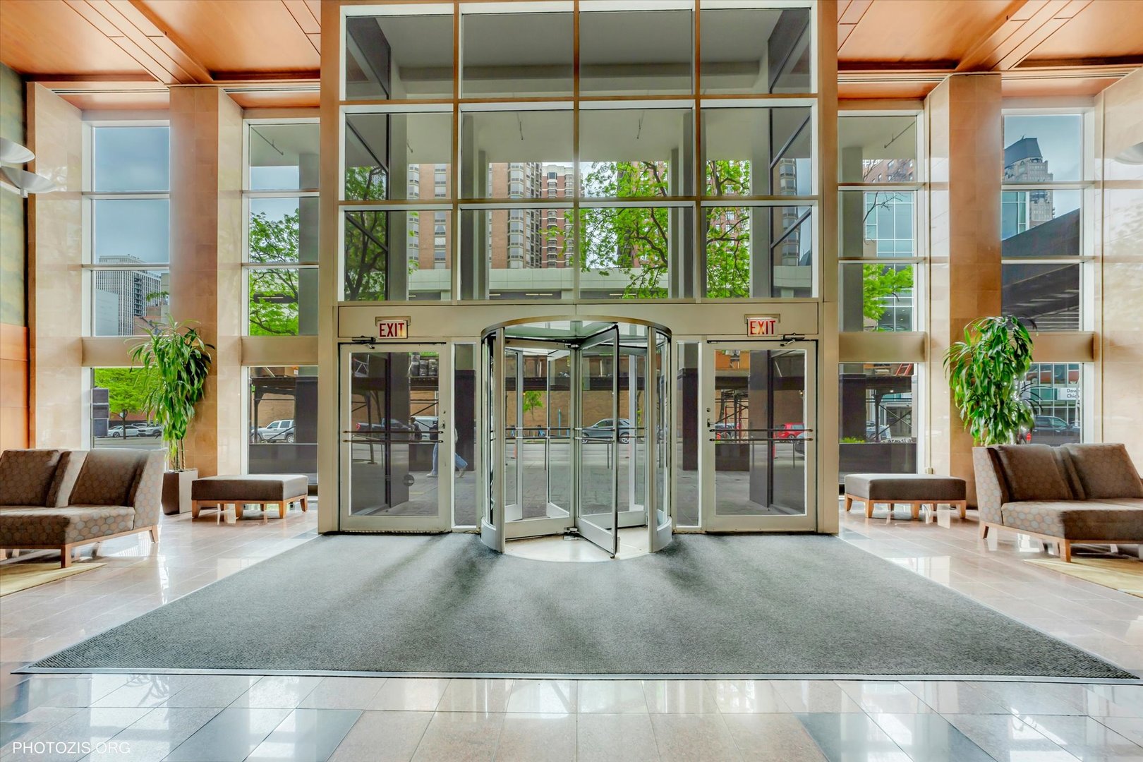 1122 N Clark Street Unit: 1405